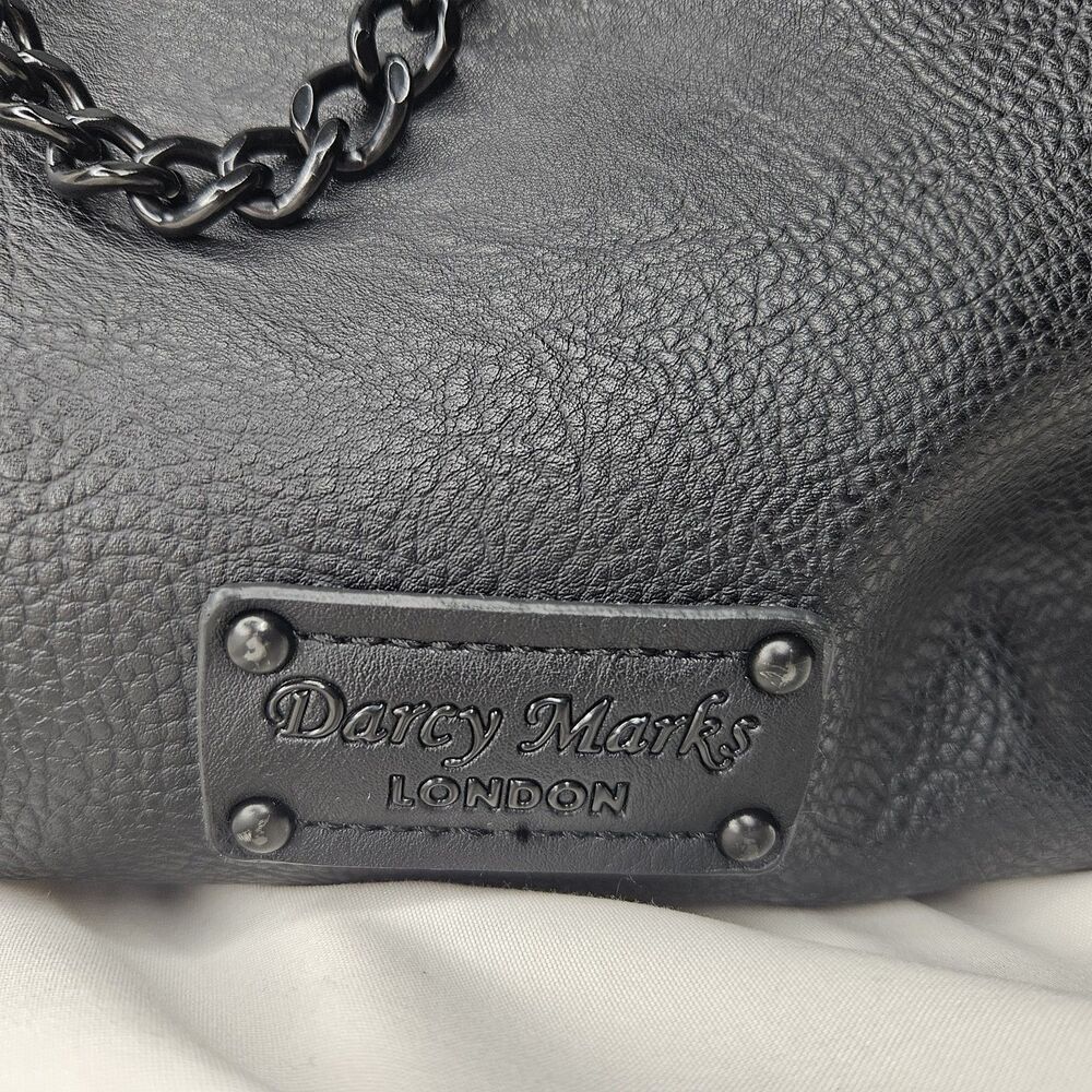 Darcy Marks Of London Large Shoulder Bag, Black, With Chain Closure Detail - Picture 2 of 8